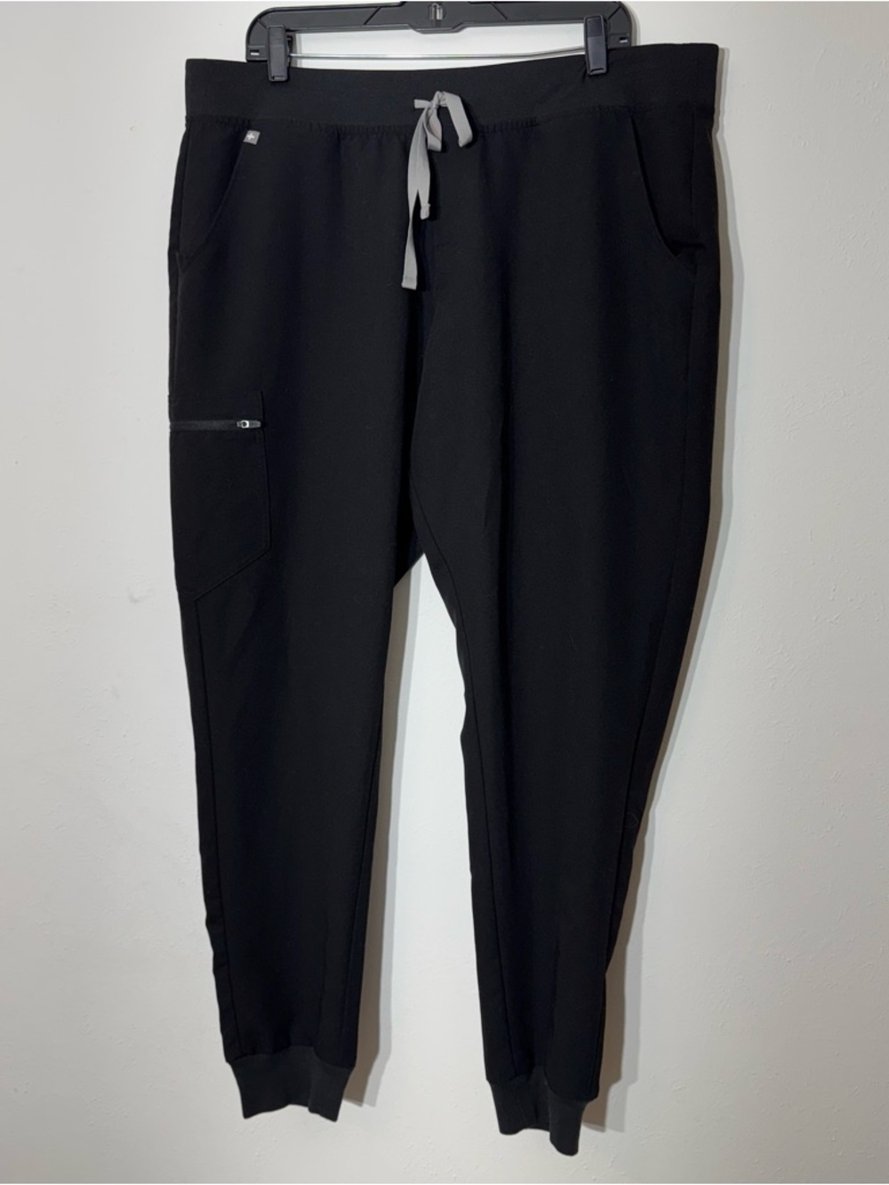 Figs Women's Black Joggers with Gray Drawstring